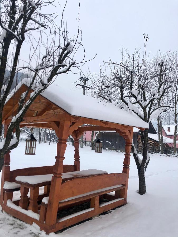 Domeniul Horj Casa Din Cires Moisei Villa ภายนอก รูปภาพ